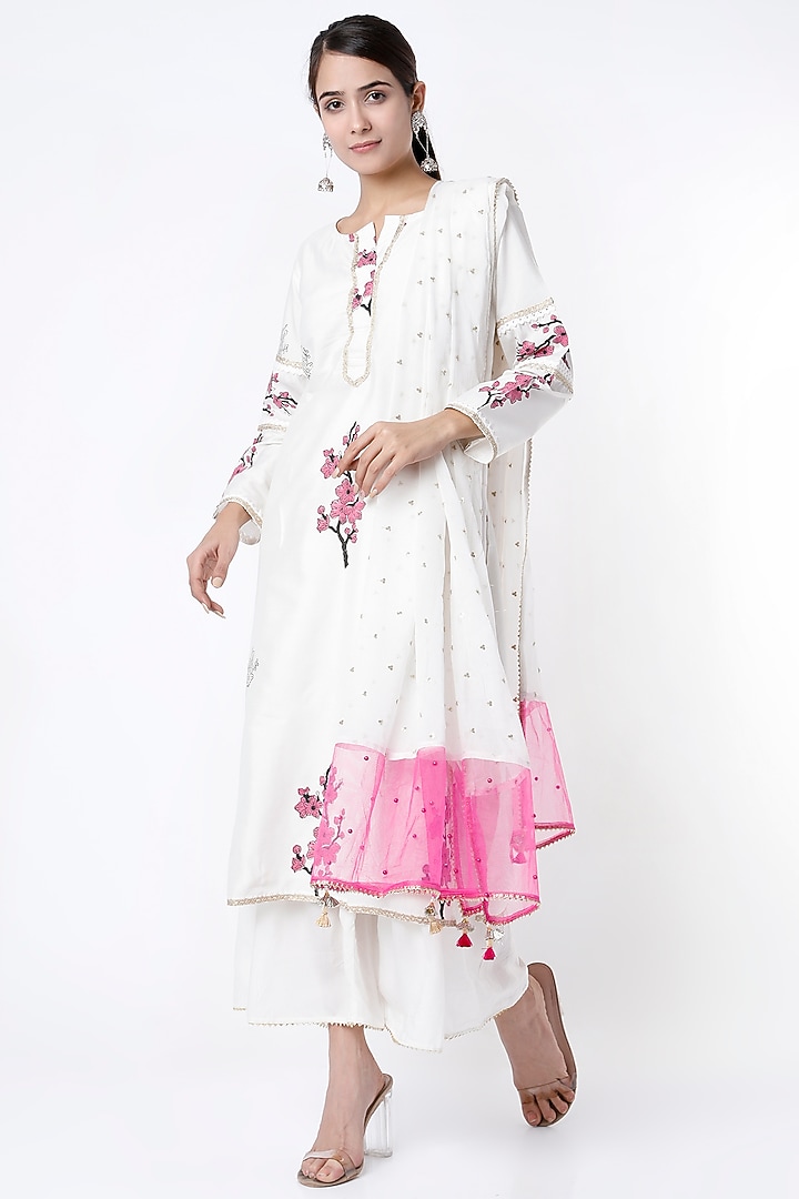White Floral Printed Kurta Set by Aarnya by Richa at Pernia's Pop Up Shop