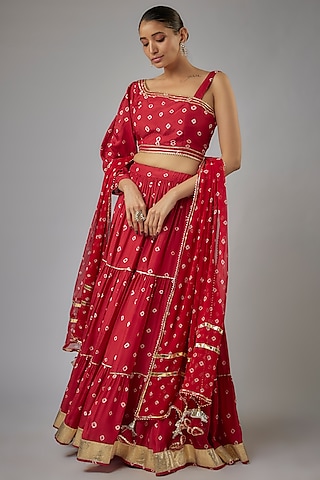 Maroon Muslin Hand-Tied Bandhej Printed Lehenga Set by Aarnya by Richa
