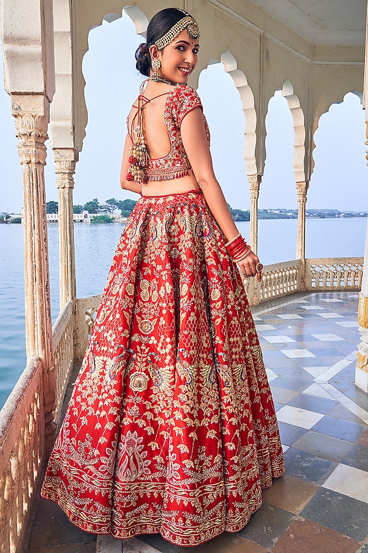 Red Dupion Silk Embroidered Bridal Lehenga Set by Aakansha Singhal at Pernia's Pop Up Shop