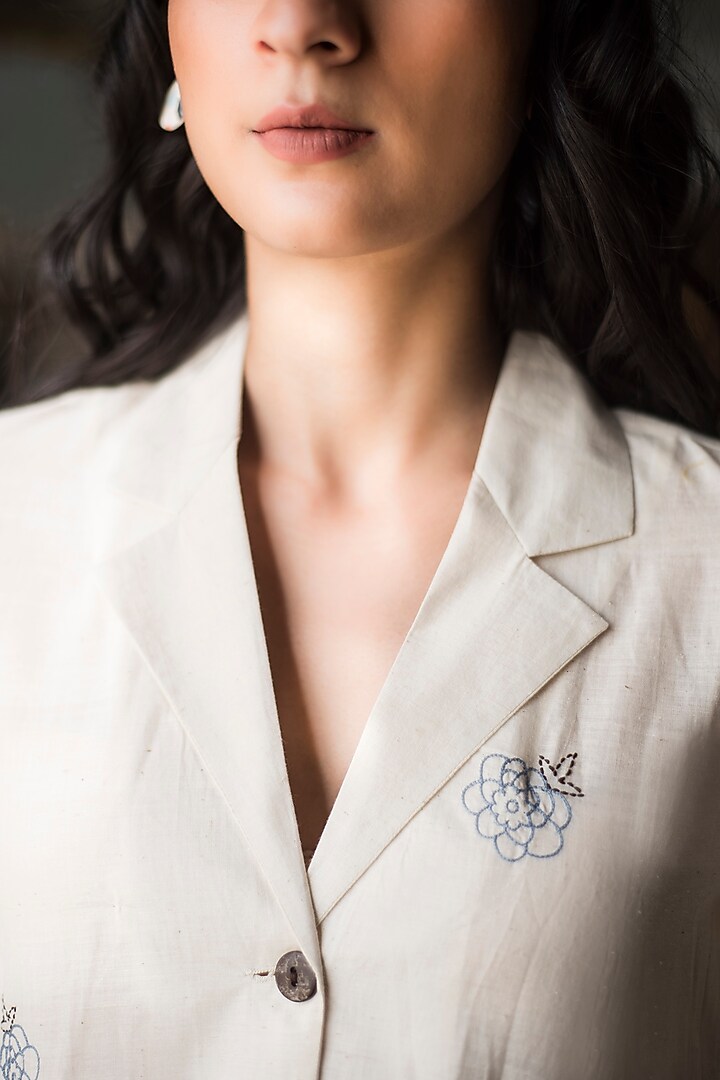 Off White Jacket With Wooden Buttons by Aavidi at Pernia's Pop Up Shop