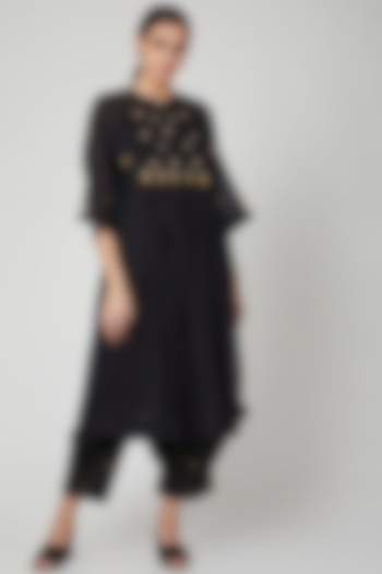 Black Embroidered Kurta With Pants by Aavidi