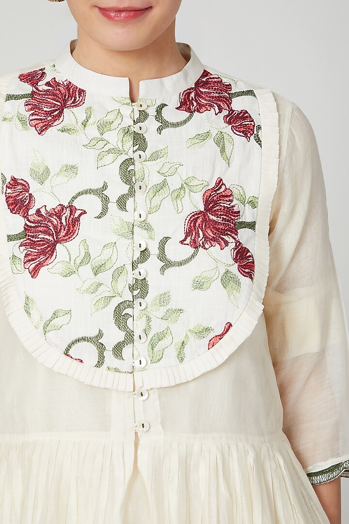 White Kurta With Embroidered Jacket & Pants by Aavidi at Pernia's Pop Up Shop