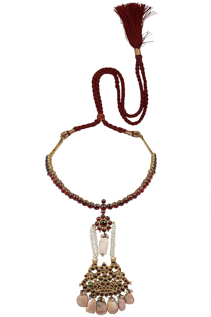 Aaharya presents Gold leafing kempstones swan pendant stone necklace available only at Pernia's Pop Up Shop.