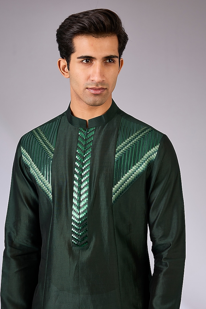 Emerald Chanderi Silk & Tussar Silk Kurta Set by Amit Aggarwal Men at Pernia's Pop Up Shop