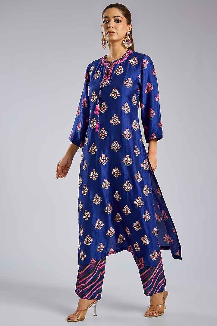Blue Bemberg Silk Dori Embroidered Kurta Set by Archana Shah at Pernia's Pop Up Shop