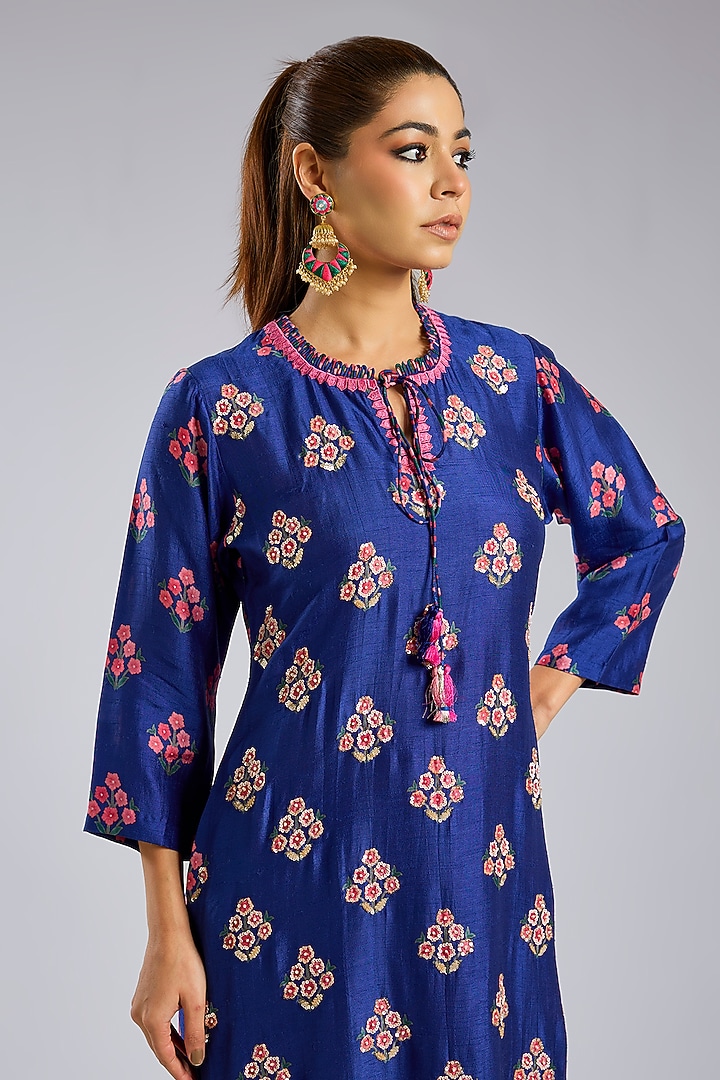 Blue Bemberg Silk Dori Embroidered Kurta Set by Archana Shah at Pernia's Pop Up Shop