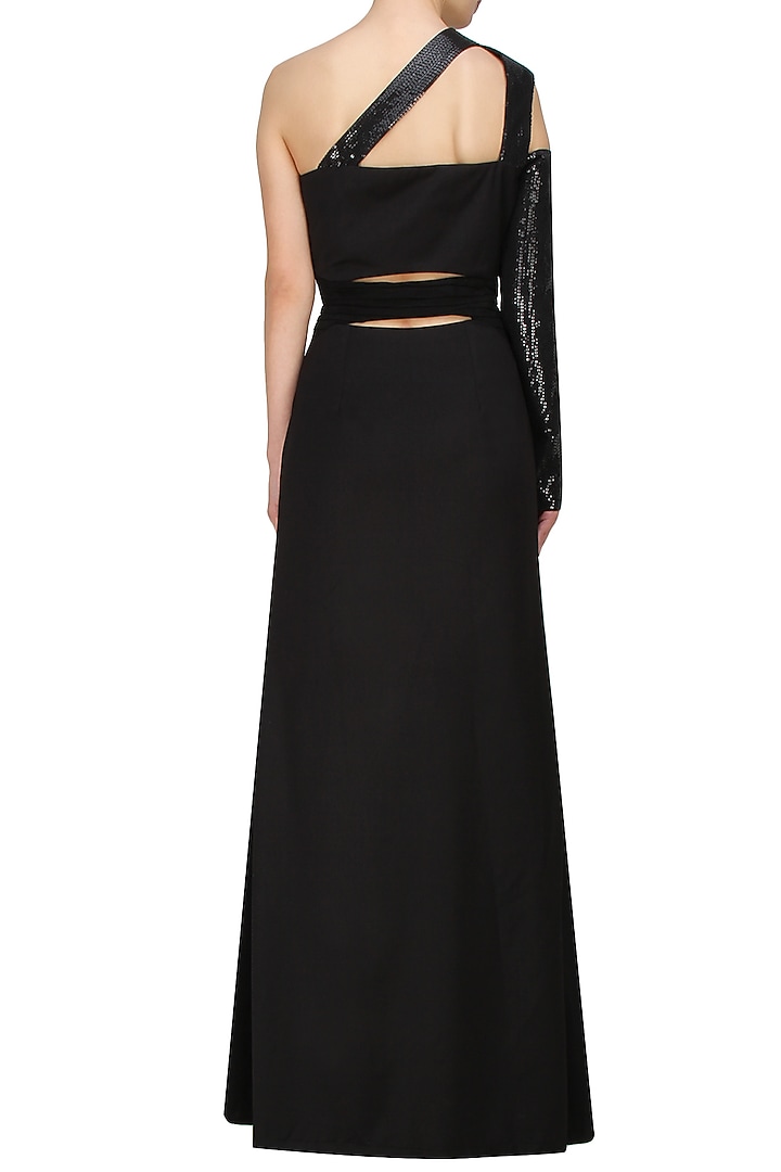 Black one shoulder gown with goat suede belt available only at Pernia's Pop Up Shop