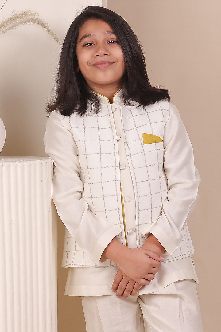 Off-White Linen Checkered Embroidered Nehru Jacket Set For Boys by All Boy Couture at Pernia's Pop Up Shop