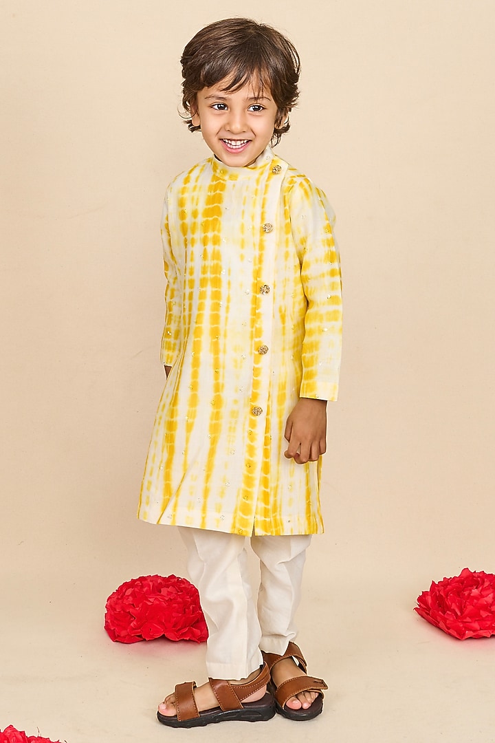 Canary Yellow Handloom Chanderi Embroidered Tie-Dyed Kurta Set For Boys by All Boy Couture at Pernia's Pop Up Shop
