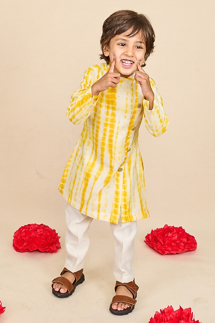 Canary Yellow Handloom Chanderi Embroidered Tie-Dyed Kurta Set For Boys by All Boy Couture at Pernia's Pop Up Shop