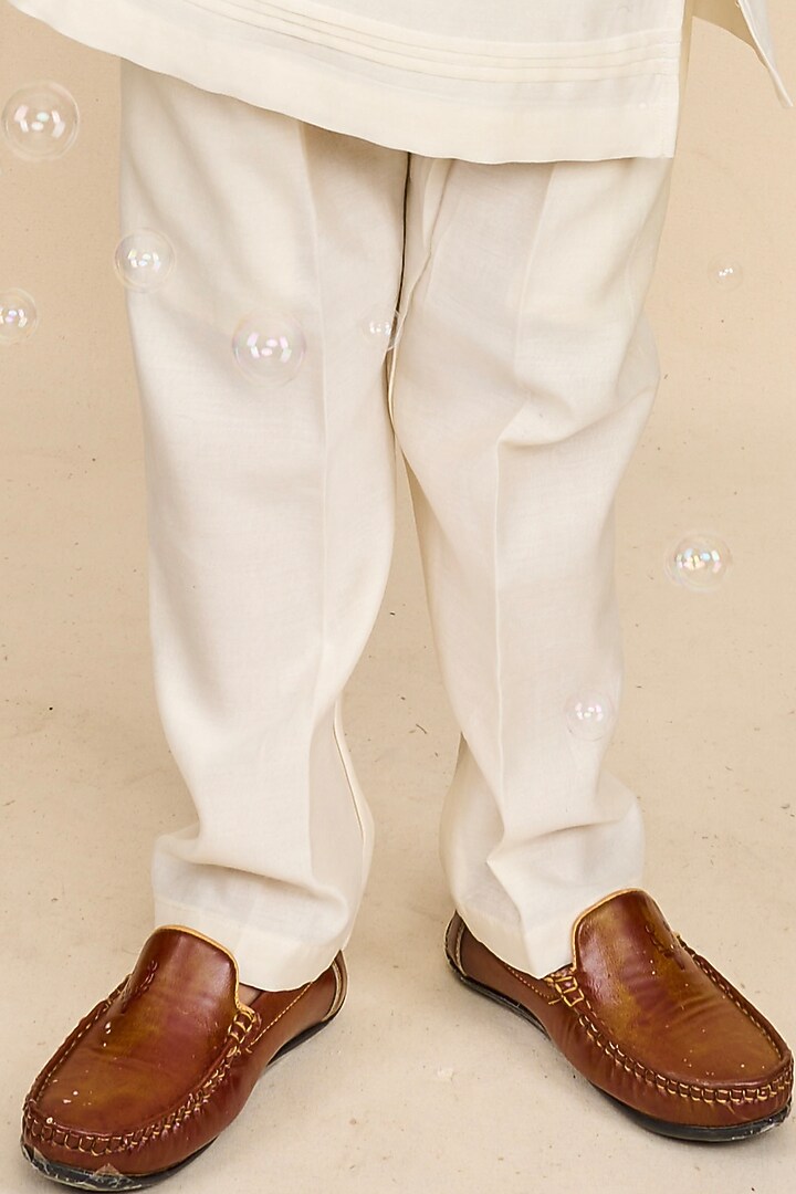 Faded White Mal Cotton Thread Embroidered Bandhgala Set For Boys by All Boy Couture at Pernia's Pop Up Shop