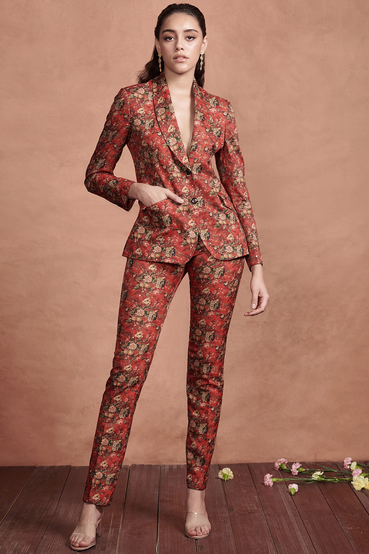 Floral on sale blazer set