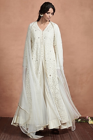 Ivory Embroidered Kurta Set by Aashima Behl