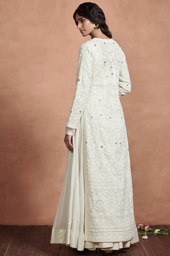 Ivory Embroidered Kurta Set by Aashima Behl at Pernia's Pop Up Shop