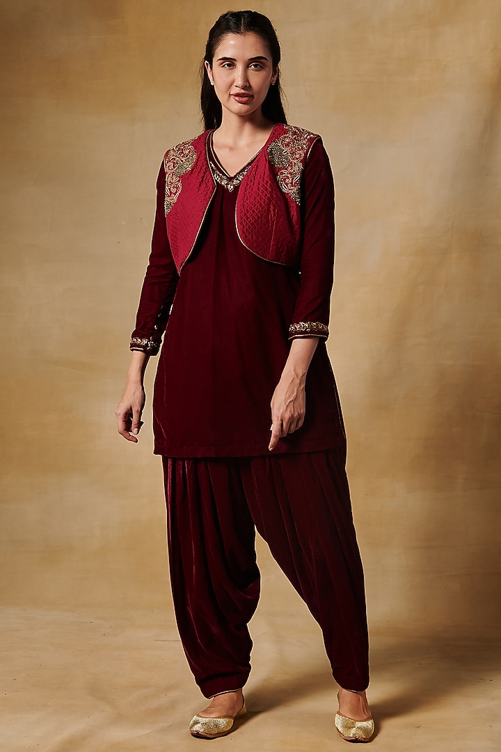 Wine Quilted Silk Zardosi Embroidered Jacket Set by Aashima Behl