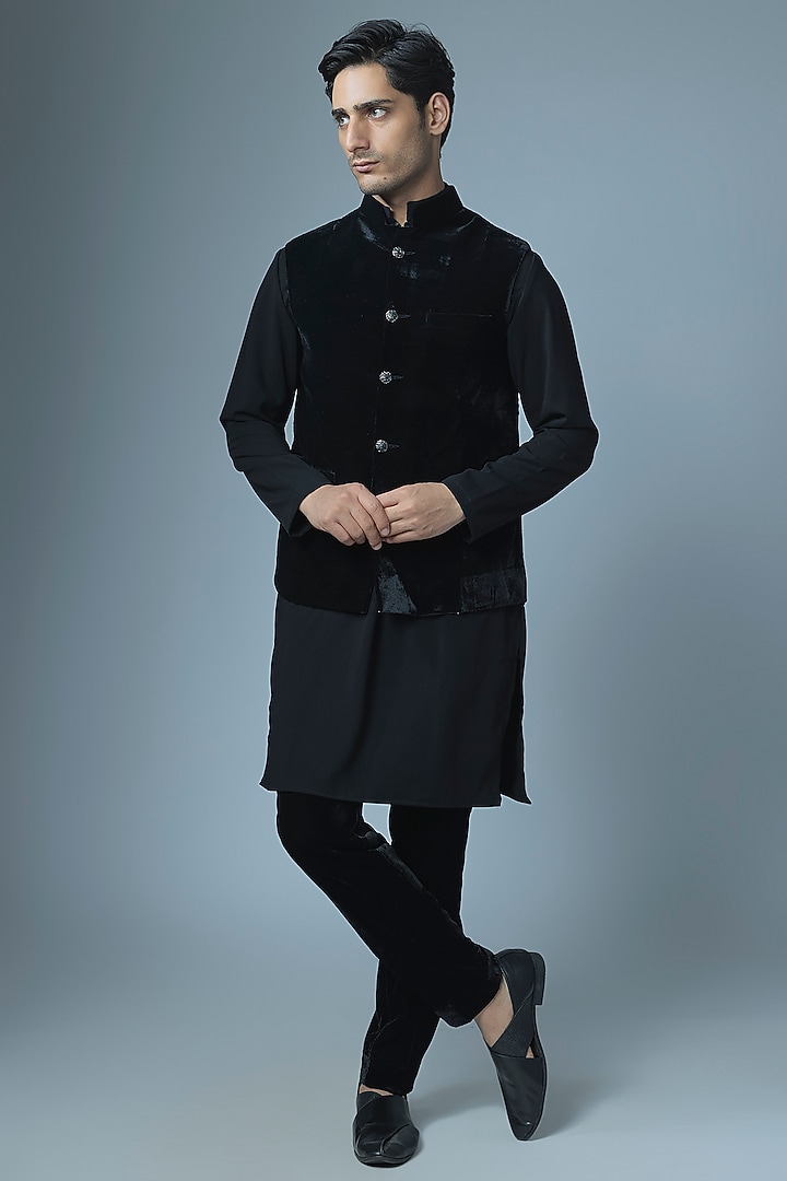 Black Cotton Velvet Bundi Jacket Set by Abees at Pernia's Pop Up Shop