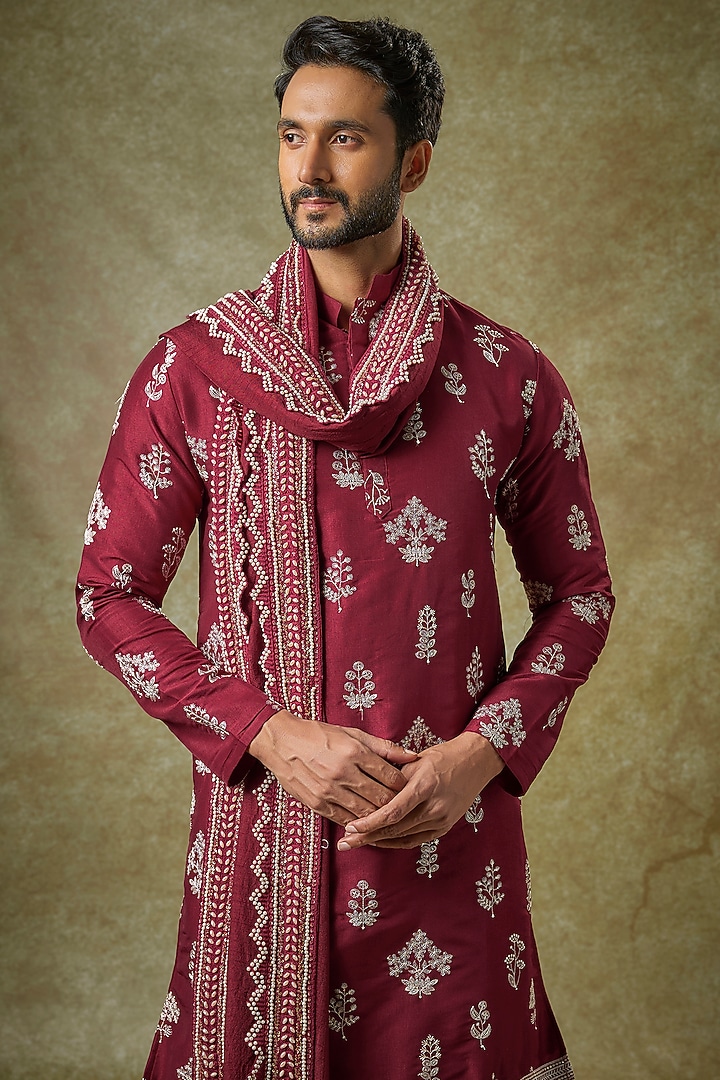 Red Silk Zari Embroidered Kurta Set by Abees at Pernia's Pop Up Shop