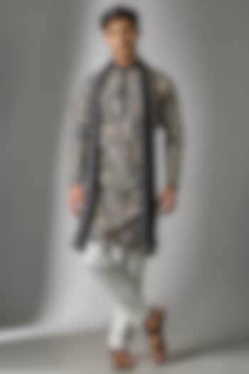 Black Cotton Silk Thread Embroidered Kurta Set by Abees at Pernia's Pop Up Shop