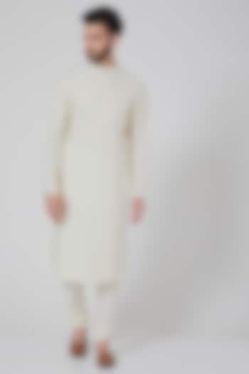 Cream Cotton Silk Kurta Set by Abhishek Gupta Men at Pernia's Pop Up Shop