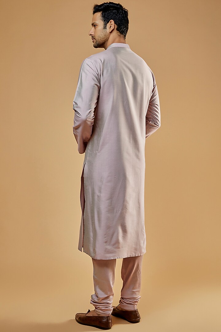 Onion Pink Cotton Silk Embroidered Kurta Set by Abhishek Gupta Men at Pernia's Pop Up Shop