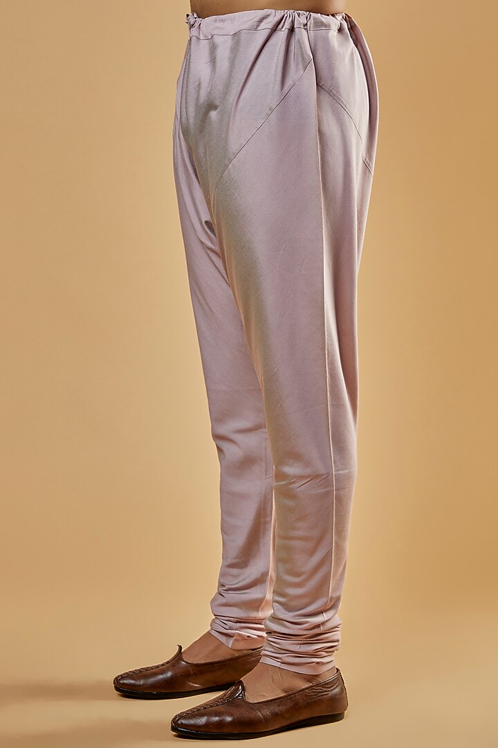 Onion Pink Cotton Silk Embroidered Kurta Set by Abhishek Gupta Men at Pernia's Pop Up Shop