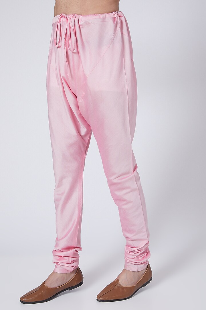 Pink Embroidered Kurta Set by Abhishek Gupta Men at Pernia's Pop Up Shop