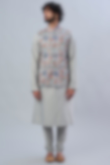 Grey Woven Hand-Painted Bundi Jacket With Kurta Set by Abhishek Gupta Men at Pernia's Pop Up Shop