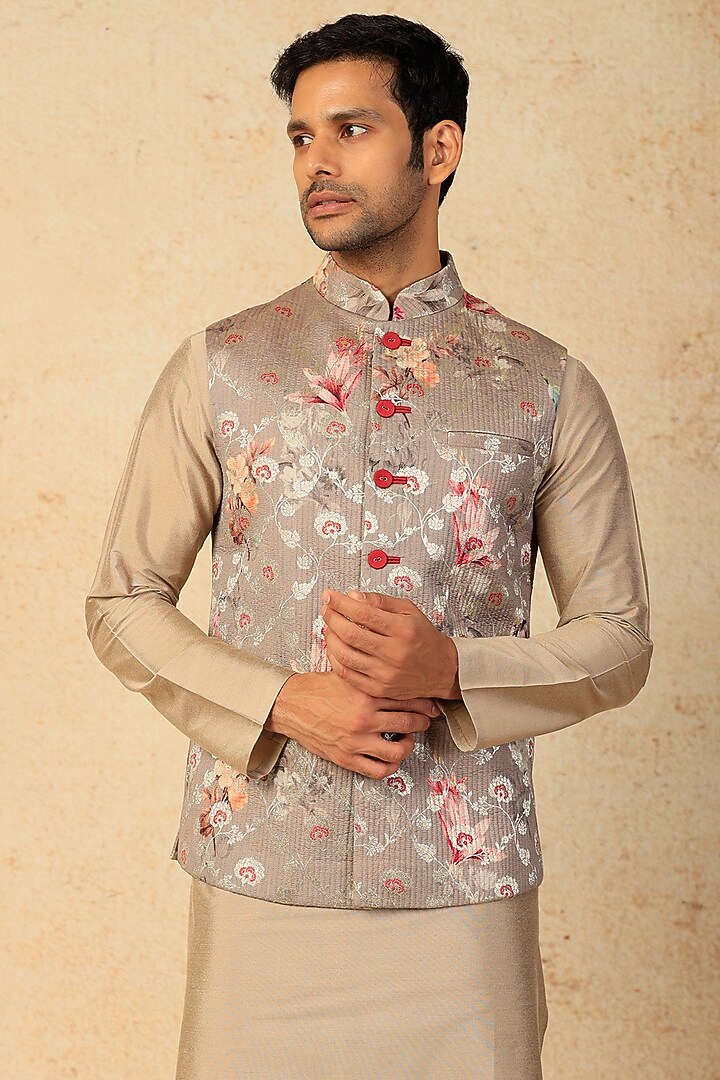 Grey Silk Printed Bundi Jacket Set by Abhishek Gupta Men at Pernia's Pop Up Shop