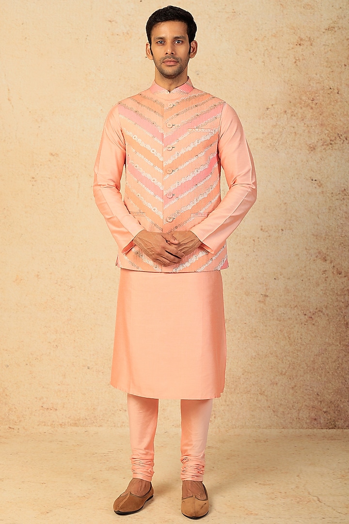 Peach & Pink Silk Hand Painted Bundi Jacket Set by Abhishek Gupta Men at Pernia's Pop Up Shop