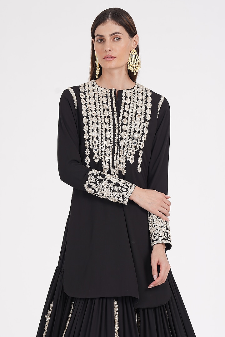 Carbon Black Georgette Zari & Mirror Hand Embroidered Bridal Lehenga Set by Abhinav Mishra at Pernia's Pop Up Shop