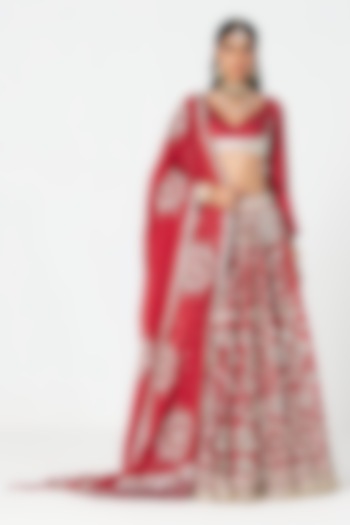 Red Organza Sequin & Zardosi Embroidered Bridal Lehenga Set by Abhinav Mishra at Pernia's Pop Up Shop
