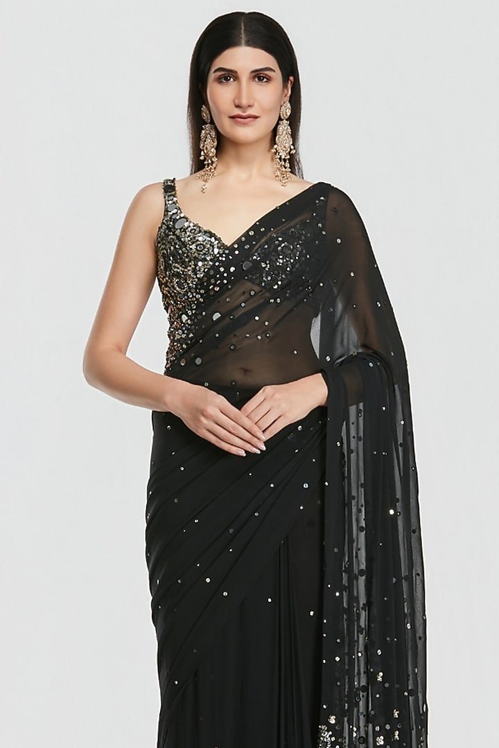 Black Pure Georgette Sequin Embroidered Bridal Saree Set by Abhinav Mishra at Pernia's Pop Up Shop