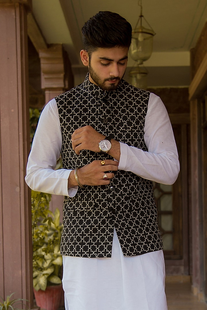 Nawab Black Jaal Embroidered Nehru Jacket Set by ABHIPRI at Pernia's Pop Up Shop