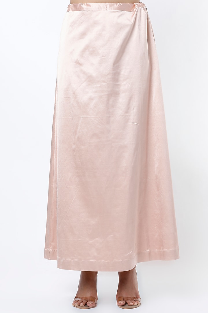 Peach Embroidered Reception Saree Set by Abhishek Sharma at Pernia's Pop Up Shop