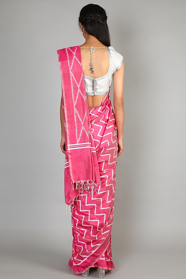 Blush Pink Single Weft Mulberry Silk Saree Set by Abir Pal at Pernia's Pop Up Shop