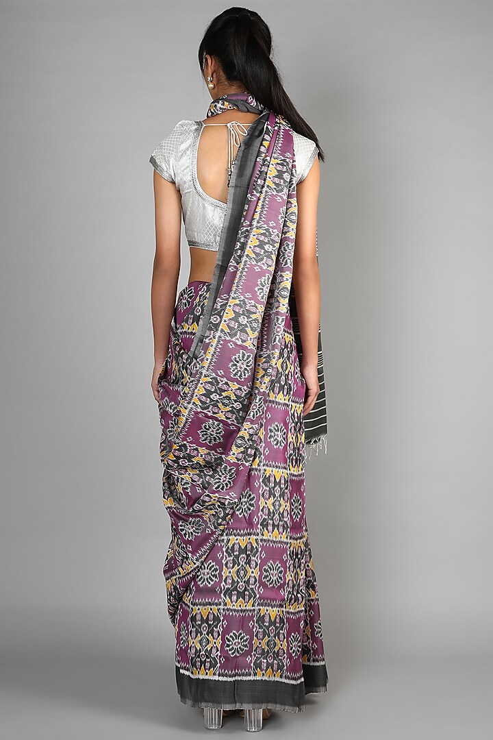 Black Single Weft Mulberry Silk Saree Set by Abir Pal at Pernia's Pop Up Shop