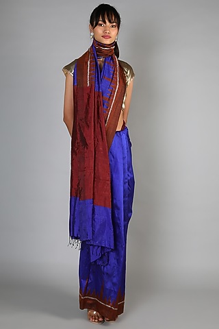 Turquoise Single Weft Ikat Mulberry Silk Saree Set by Abir Pal