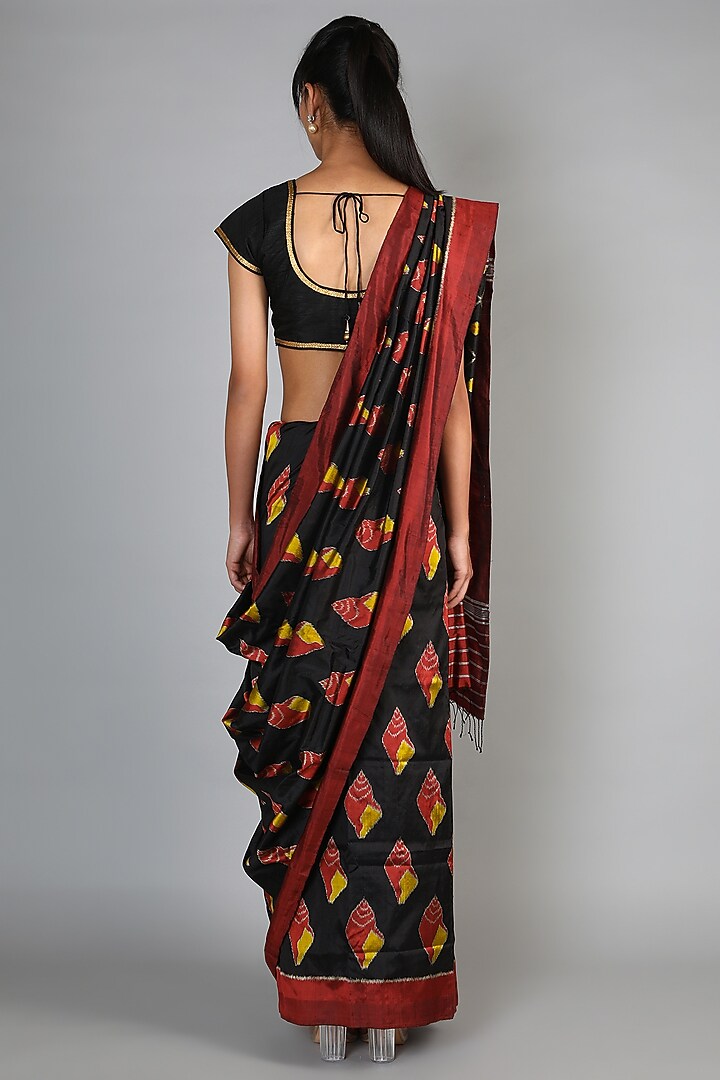 Black Mulberry Silk Single Weft Ikat Saree Set by Abir Pal at Pernia's Pop Up Shop