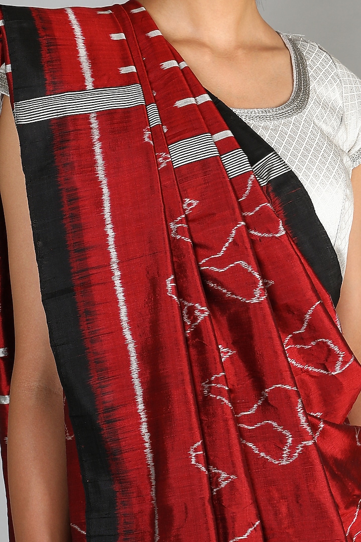 Red Mulberry Silk Single Weft Ikat Saree Set by Abir Pal at Pernia's Pop Up Shop