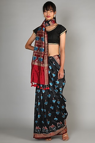 Black Single Weft Ikat Saree Set by Abir Pal