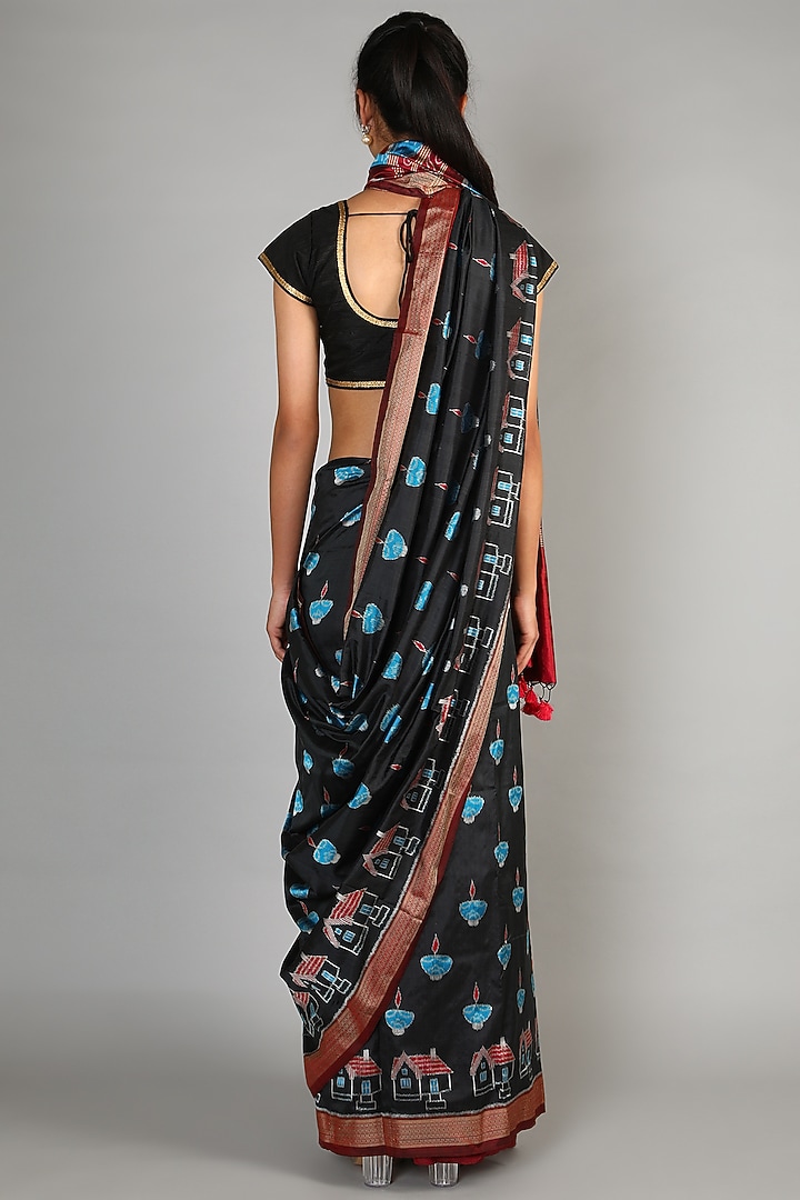 Black Single Weft Ikat Saree Set by Abir Pal at Pernia's Pop Up Shop