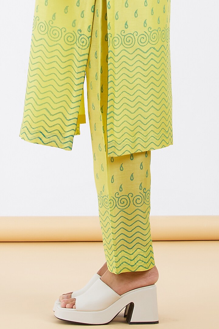 Yellow Silk Chanderi Polka Hand Block Printed Kurta Set by Abhjeet Khanna at Pernia's Pop Up Shop
