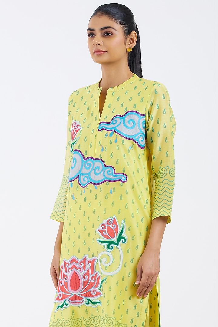 Yellow Silk Chanderi Polka Hand Block Printed Kurta Set by Abhjeet Khanna at Pernia's Pop Up Shop