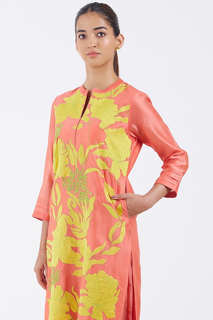 Peach Silk Chanderi Floral Patchwork Kurta Set by Abhjeet Khanna at Pernia's Pop Up Shop