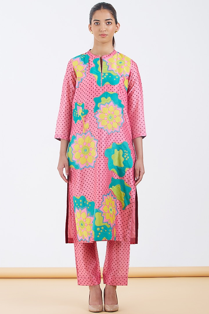 Pink Silk Chanderi Polka Hand Block Printed Kurta Set by Abhjeet Khanna at Pernia's Pop Up Shop