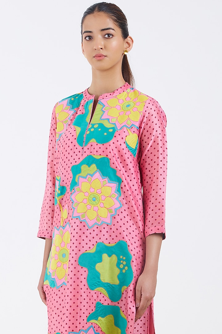 Pink Silk Chanderi Polka Hand Block Printed Kurta Set by Abhjeet Khanna at Pernia's Pop Up Shop
