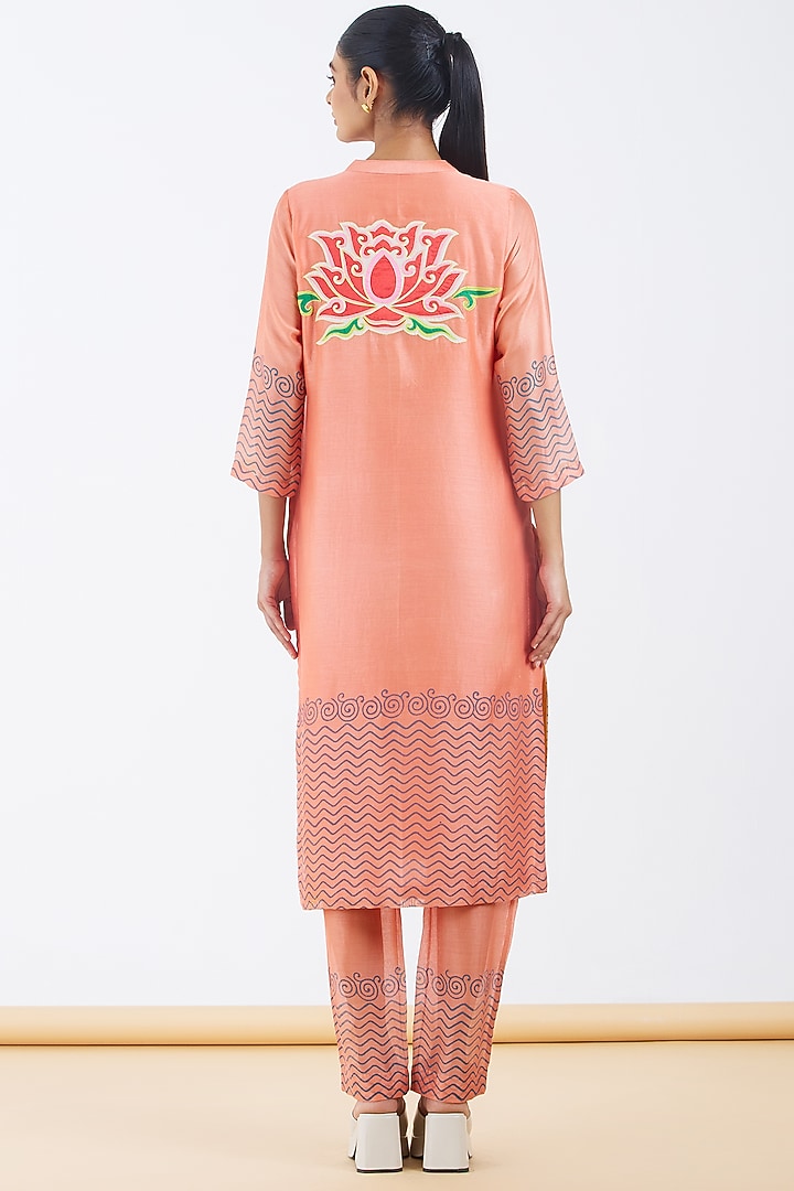 Peach Silk Chanderi Polka Hand Block Printed Kurta Set by Abhjeet Khanna at Pernia's Pop Up Shop