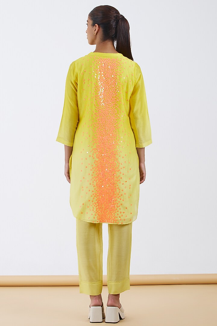 Yellow Shaded Silk Chanderi Hand Embroidered Kurta Set by Abhjeet Khanna at Pernia's Pop Up Shop