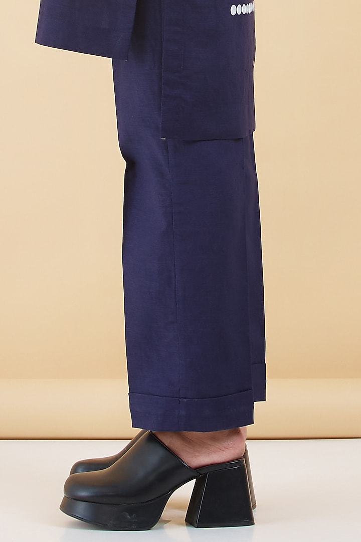 Indigo Blue Cotton Linen Thread Work Kurta Set by Abhjeet Khanna at Pernia's Pop Up Shop