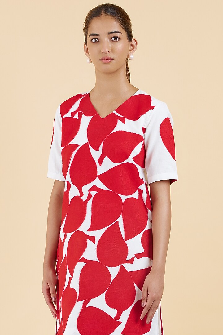 Ivory Cotton Linen Patchwork Kurta Set by Abhjeet Khanna at Pernia's Pop Up Shop